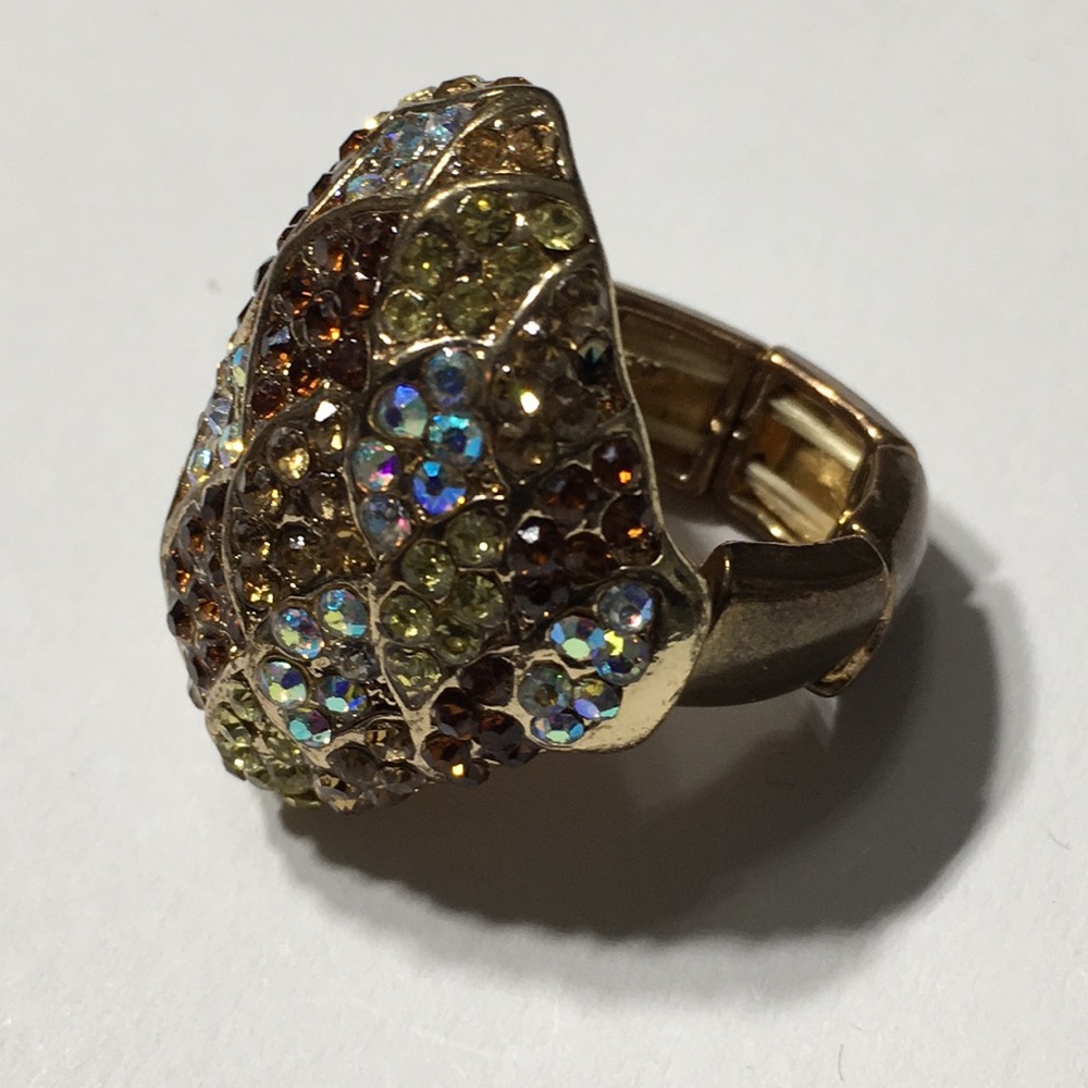 Vintage Rhinestone Stretchable Ring - Picture 4 of 8